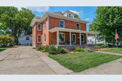 215 S Dixon Avenue - Photo 1