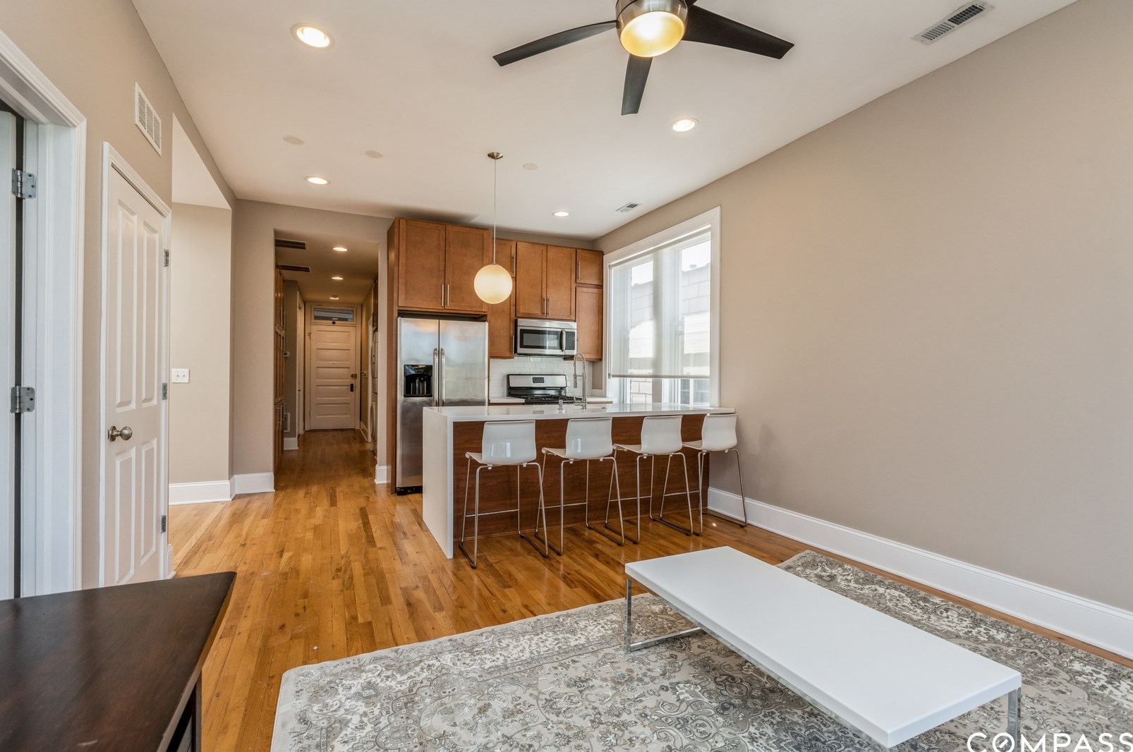 1453 W Taylor St #2, Chicago, IL 60607
