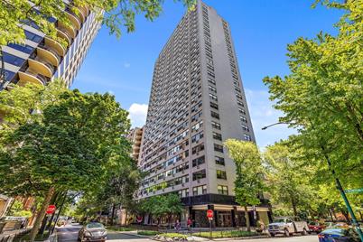 1445 N State Parkway #1902 - Photo 1