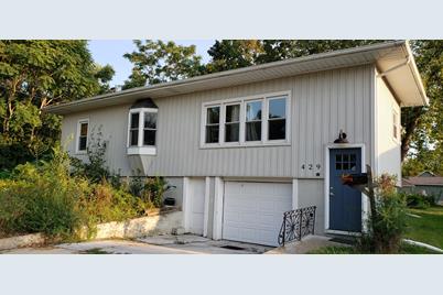 429 E 1st Street - Photo 1