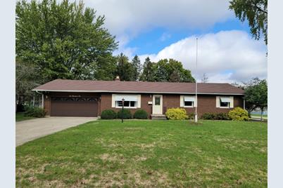 610 E Buffalo Street - Photo 1