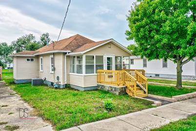 1605 W Main Street - Photo 1