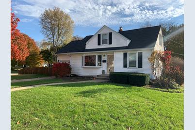 2106 E Gate Parkway - Photo 1