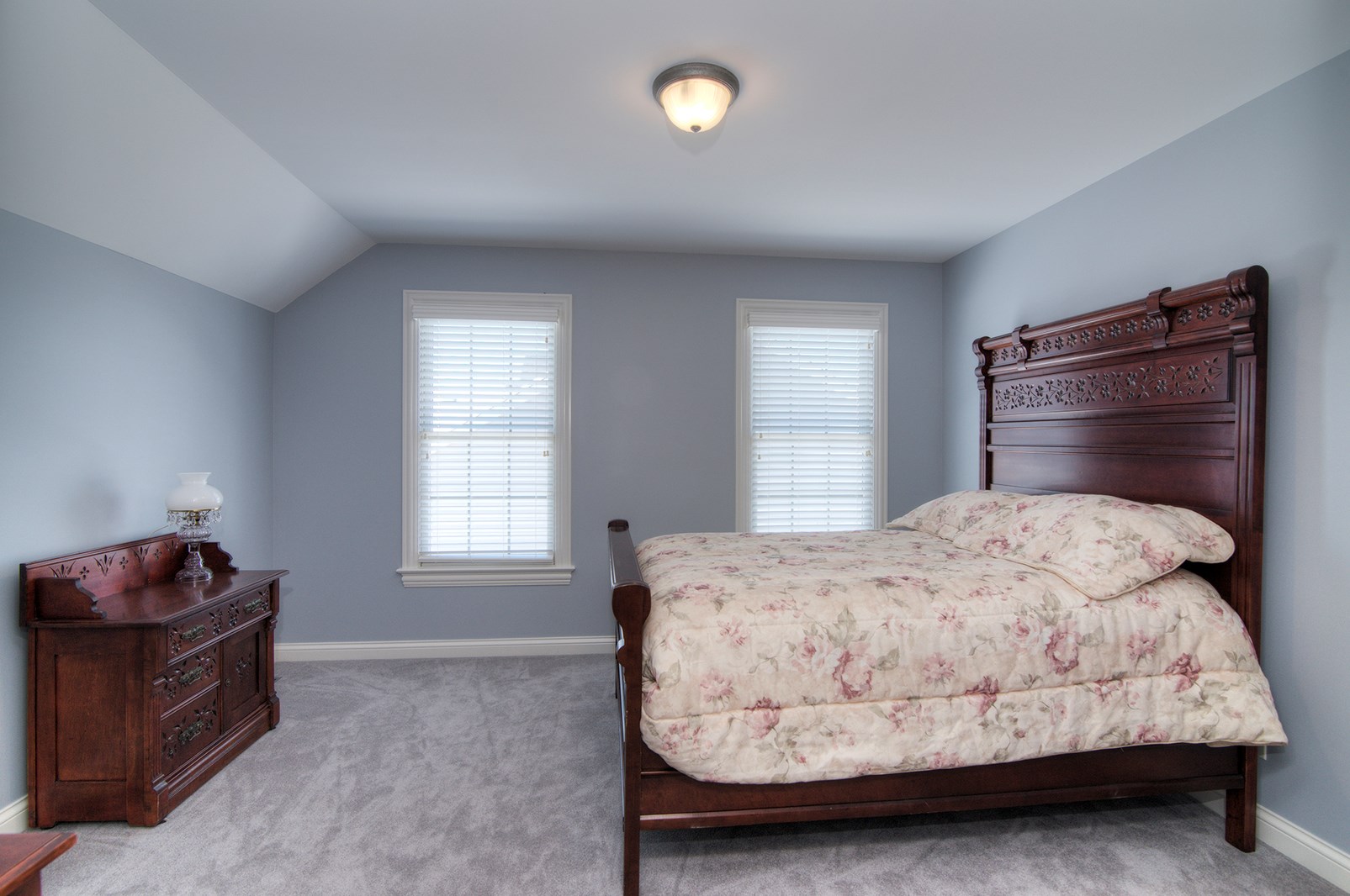 1108 Independence Ave, Elburn IL  60119-7833 exterior
