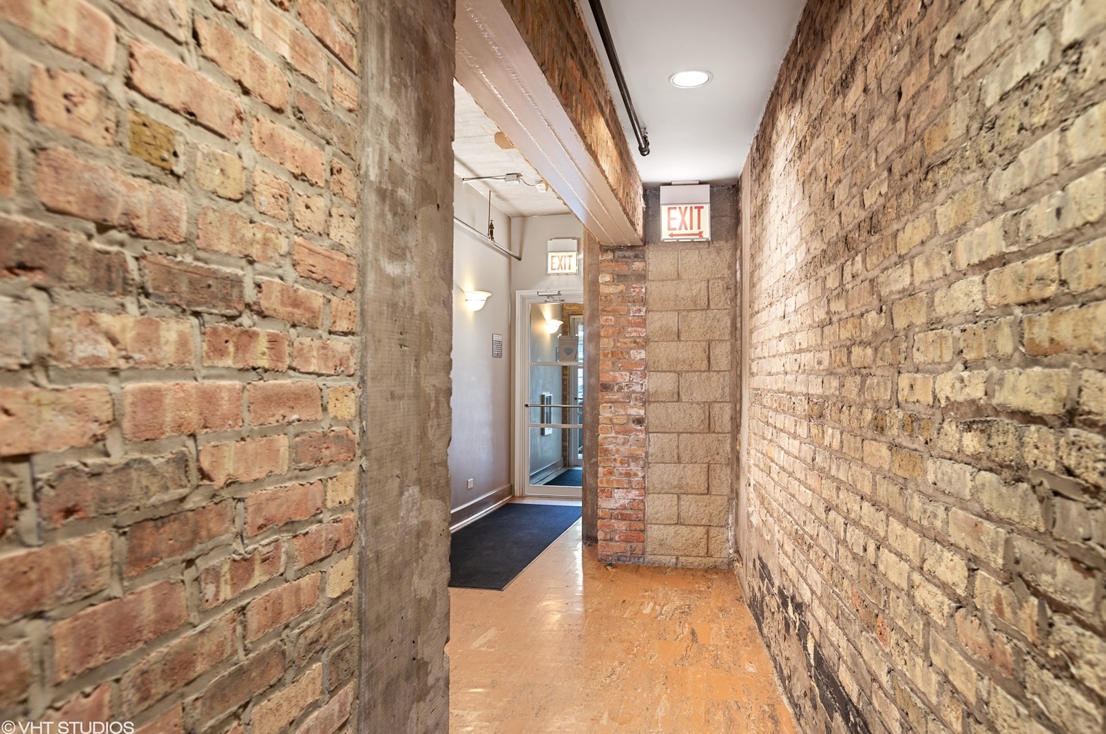 1830 Ridge Ave, Evanston IL  60201-3621 exterior