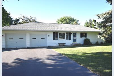 351 Erickson Gate Drive - Photo 1