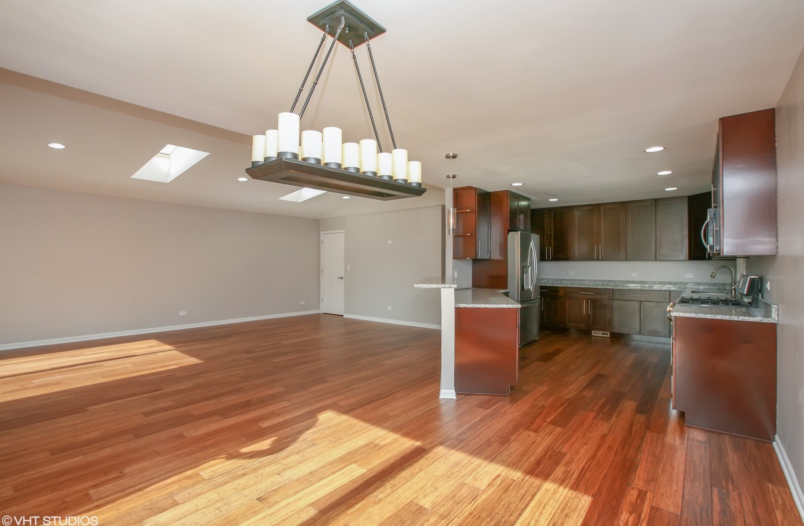 308 Crest Dr, Trout Valley IL  60013-2220 exterior