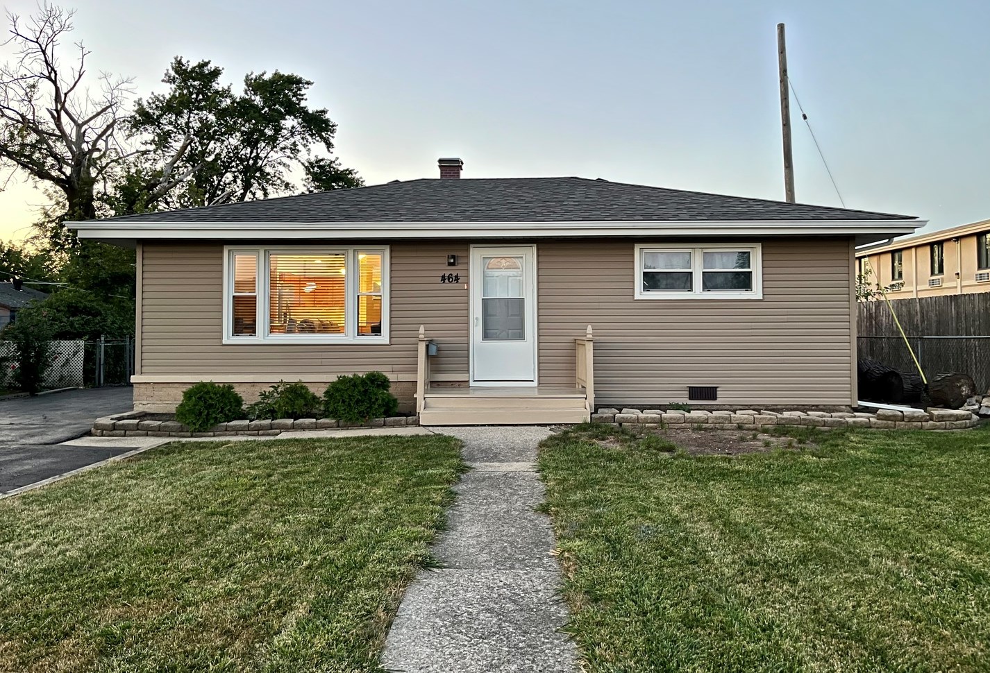 464 Armitage Ave, Melrose Park IL  60164-1803 exterior