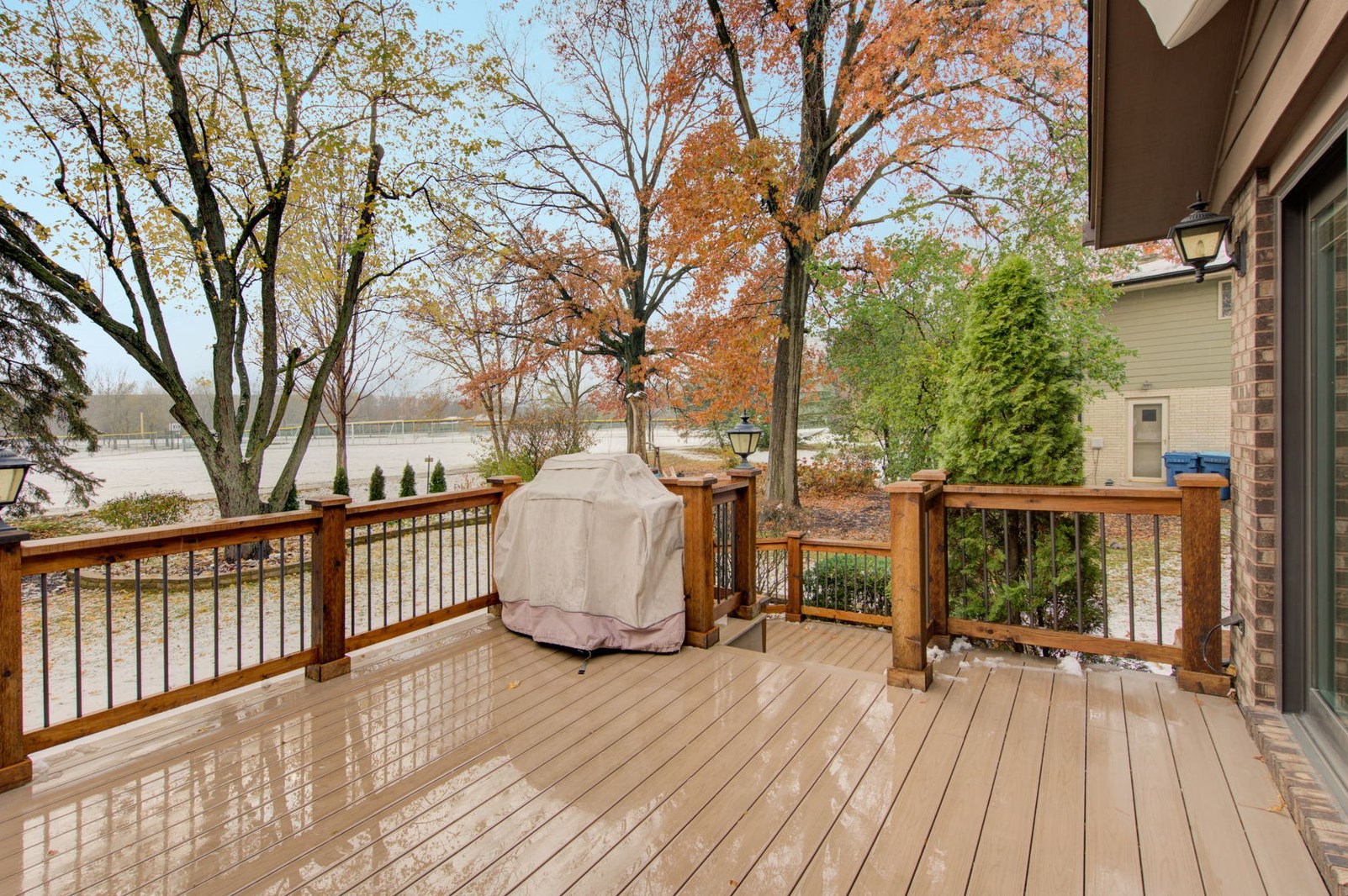 241 Herbert St, Downers Grove IL  60515-2206 exterior