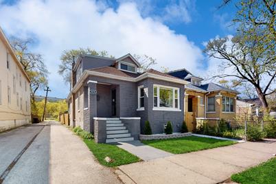 9210 S Blackstone Avenue - Photo 1