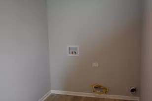 200 Crystal Ln, Steger, IL 60475 - Photo 21