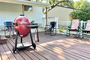 1817 6th Ave, Sterling, IL 61081 - Photo 7