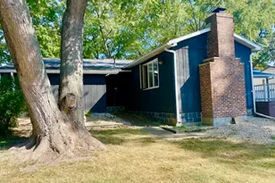 1817 6th Ave, Sterling, IL 61081 - Photo 5