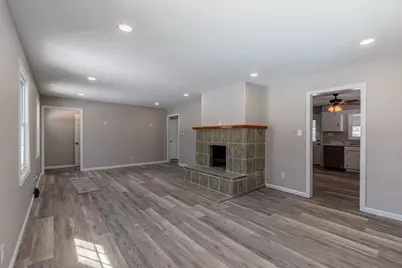 1014 Holland Drive, Rock Falls, IL 61071 - Photo 7