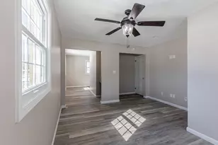 1014 Holland Dr, Rock Falls, IL 61071 - Photo 11