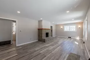 1014 Holland Dr, Rock Falls, IL 61071 - Photo 3