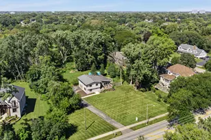 1525 W Wiesbrook Rd, Wheaton, IL 60189 - Photo 35