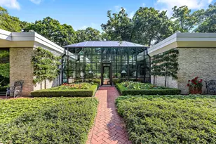 240 Shore Acres Cir, Lake Bluff, IL 60044 - Photo 3