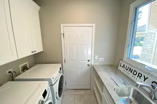 2428 Ridgewood Ct, Aurora, IL 60502 - Photo 11