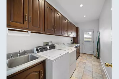 9530 Harding Avenue, Evanston, IL 60203 - Photo 23