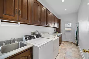 9530 Harding Ave, Evanston, IL 60203 - Photo 23