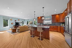 9530 Harding Ave, Evanston, IL 60203 - Photo 11