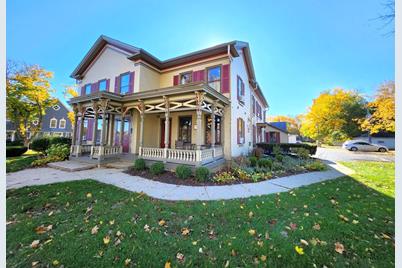303 W Main Street, Dundee, IL 60118 - Photo 1