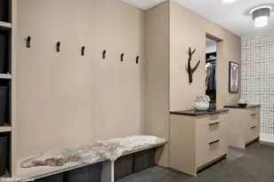 186 E South St, Elmhurst, IL 60126 - Photo 35