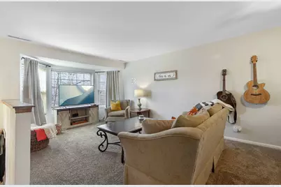 329 W Whispering Oaks Lane #329, Round Lake, IL 60073 - Photo 3