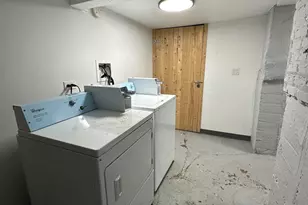 8226 S Brandon Ave, Chicago, IL 60617 - Photo 11