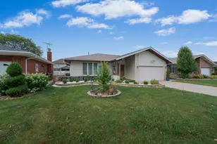 4832 W 107th St, Oak Lawn, IL 60453 - Photo 1