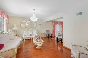 4832 W 107th St, Oak Lawn, IL 60453 - Photo 5