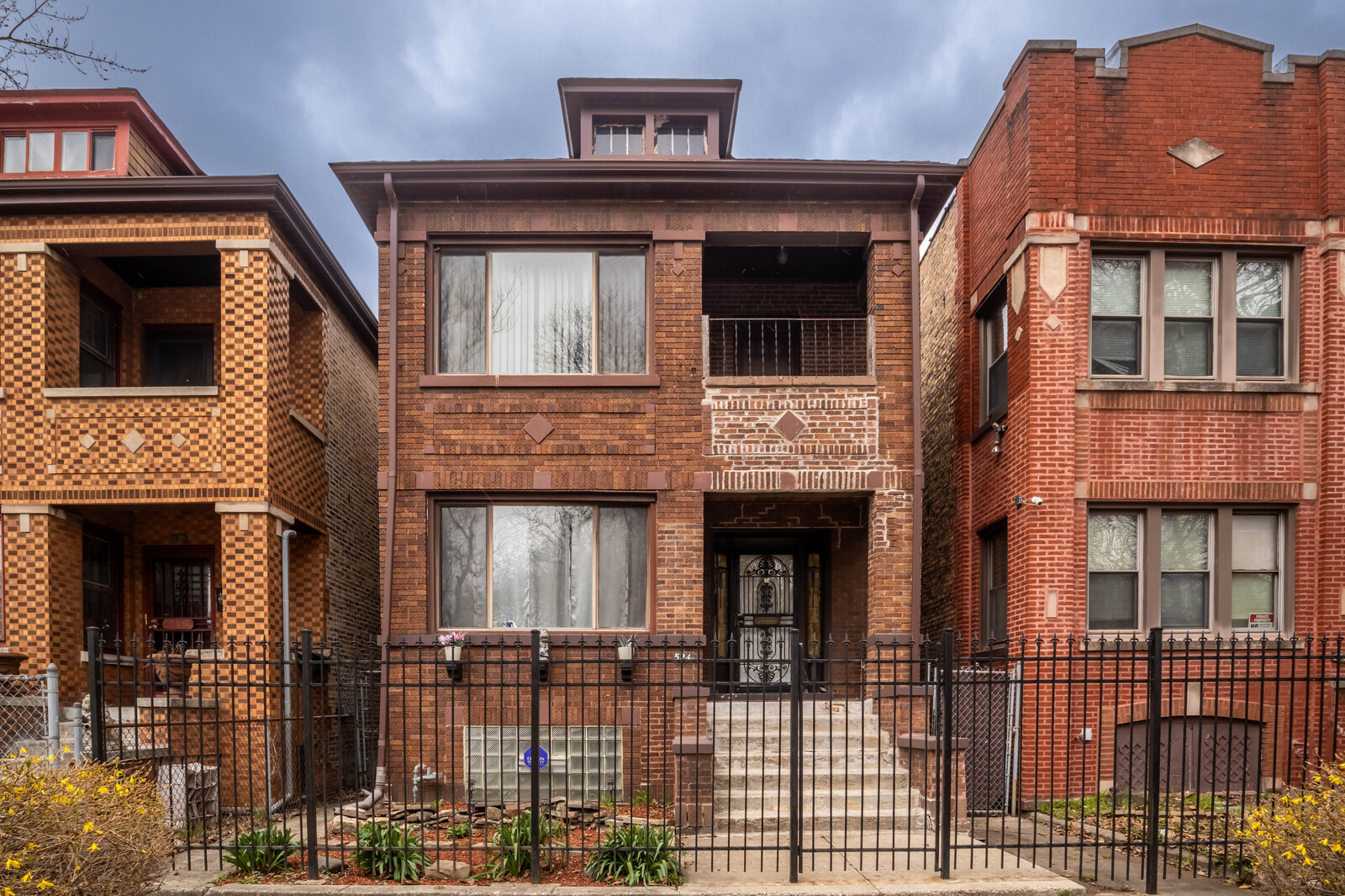 5244 S Loomis Blvd, Chicago, IL 60609 - MLS 12007741 - Coldwell Banker