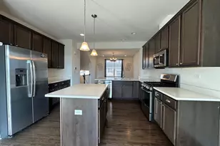 1423 N Charles Ave, Naperville, IL 60563 - Photo 7