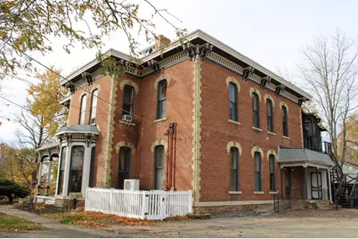 402 W Lincolnway Road, Morrison, IL 61270 - Photo 5