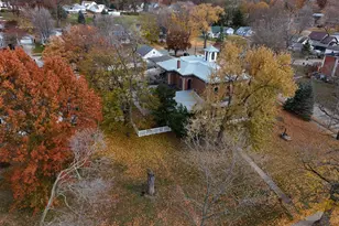 402 W Lincolnway Rd, Morrison, IL 61270 - Photo 13