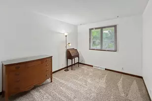 609 E Porter Ave, Watseka, IL 60970 - Photo 11