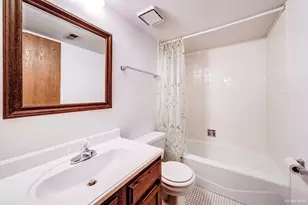 7932 Paxton Ave, Tinley Park, IL 60477 - Photo 17