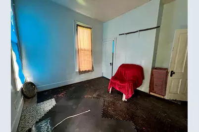 657 W Wood Street, Decatur, IL 62522 - Photo 7