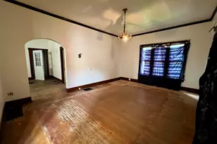 657 W Wood St, Decatur, IL 62522 - Photo 11