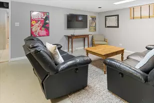1062 Ash St, Winnetka, IL 60093 - Photo 39