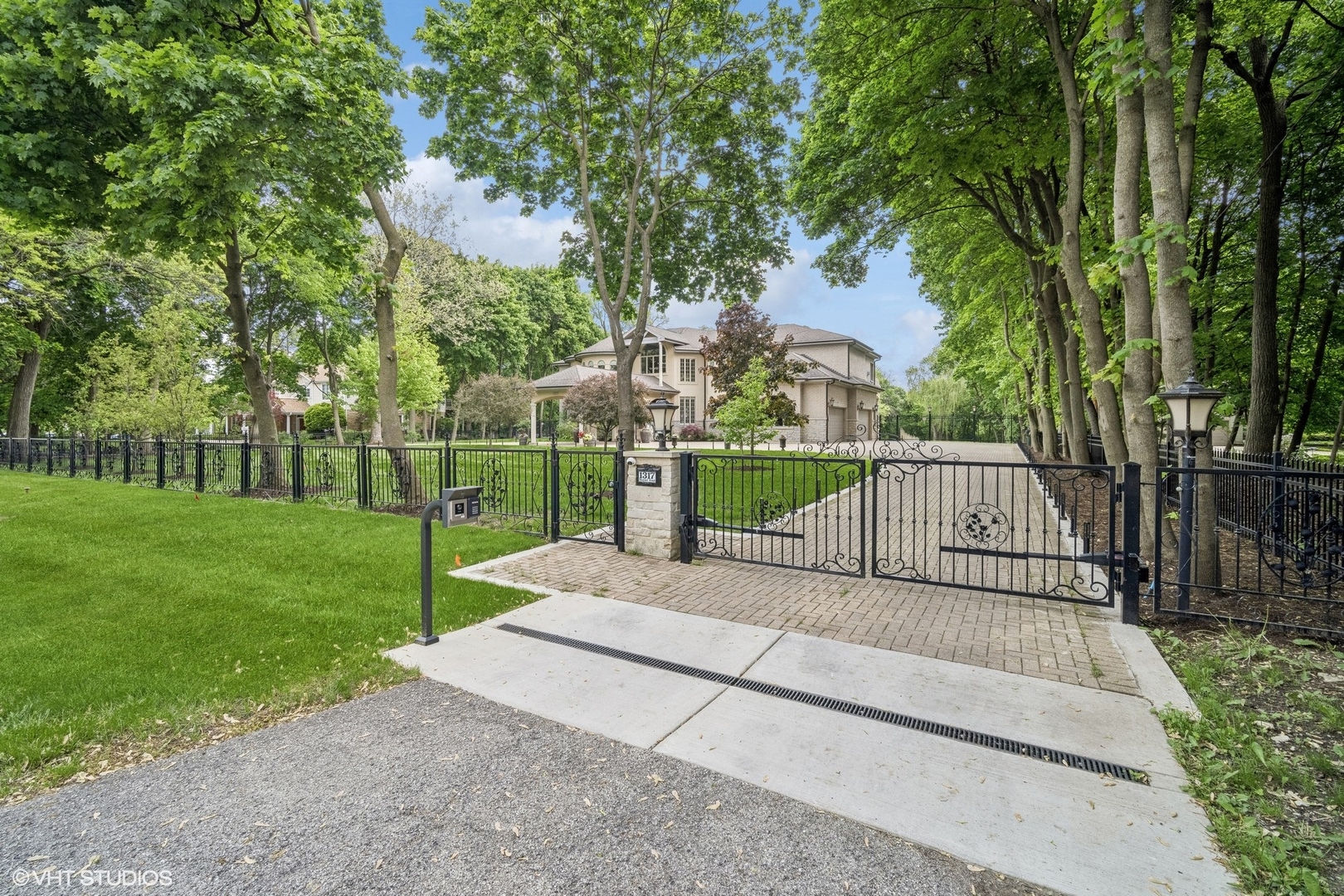 1317 Wagner Rd, Glenview, IL 60025 MLS 12050748 Coldwell Banker