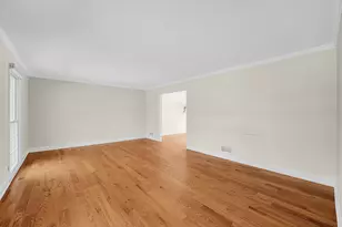 [Address not provided], Wheaton, IL 60187 - Photo 15