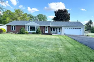 9 Weft Rd, Kankakee, IL 60901 - Photo 1