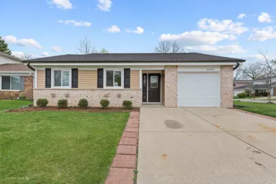 6855 Dove Avenue, Woodridge, IL 60517 - Photo 1