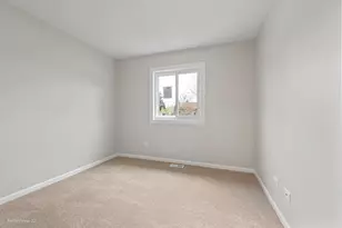 6855 Dove Ave, Woodridge, IL 60517 - Photo 19