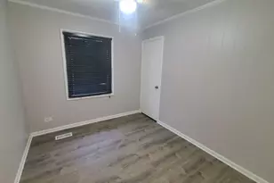 308 Minocqua St, Park Forest, IL 60466 - Photo 37