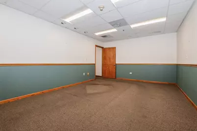 12845 S Cicero Avenue #201, Alsip, IL 60803 - Photo 5