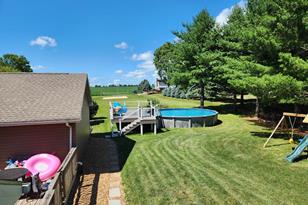 1275 Winn Rd, Sterling, IL 61081 - Photo 5