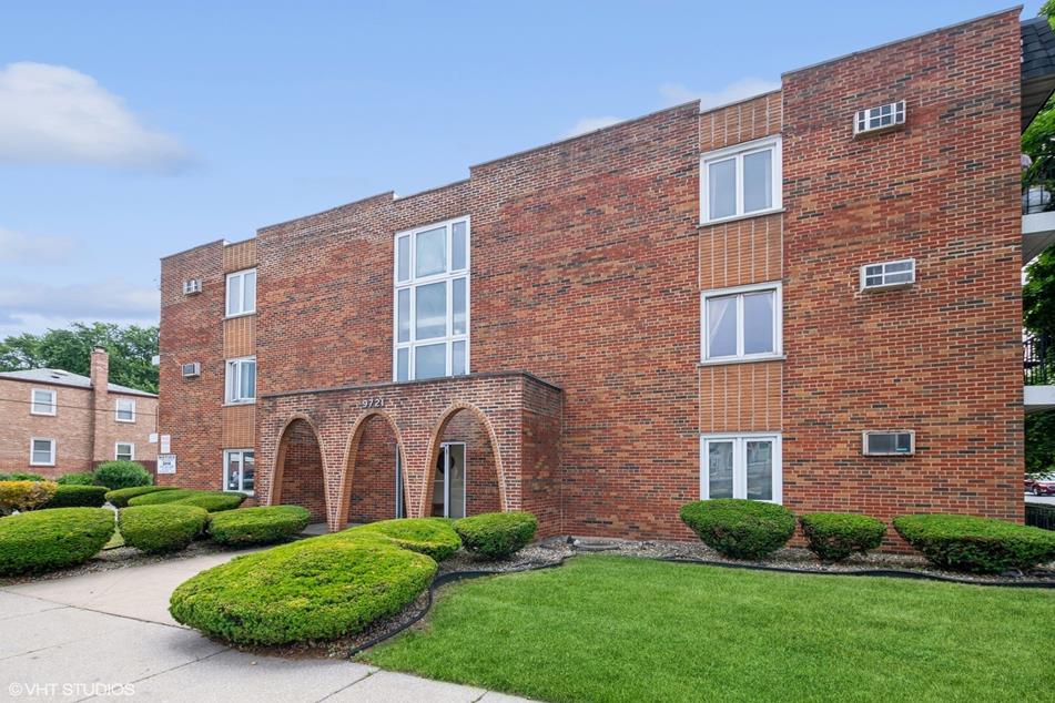 9721 S Cicero Ave #1C, Oak Lawn, IL 60453 - MLS 12101253 - Coldwell Banker